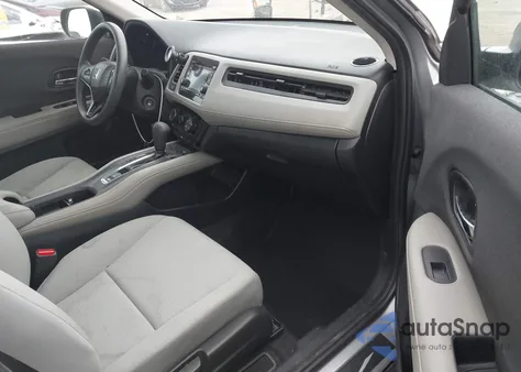 2020 Honda Hr-V 2Wd Lx from USA, damaged, VIN 3CZRU5H33LM704101